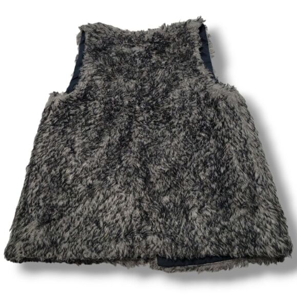 Zara Vest Size 11 / 12 Youth Zara Kids Outerwear Collection Vest Faux Fur Vest - Picture 3 of 5